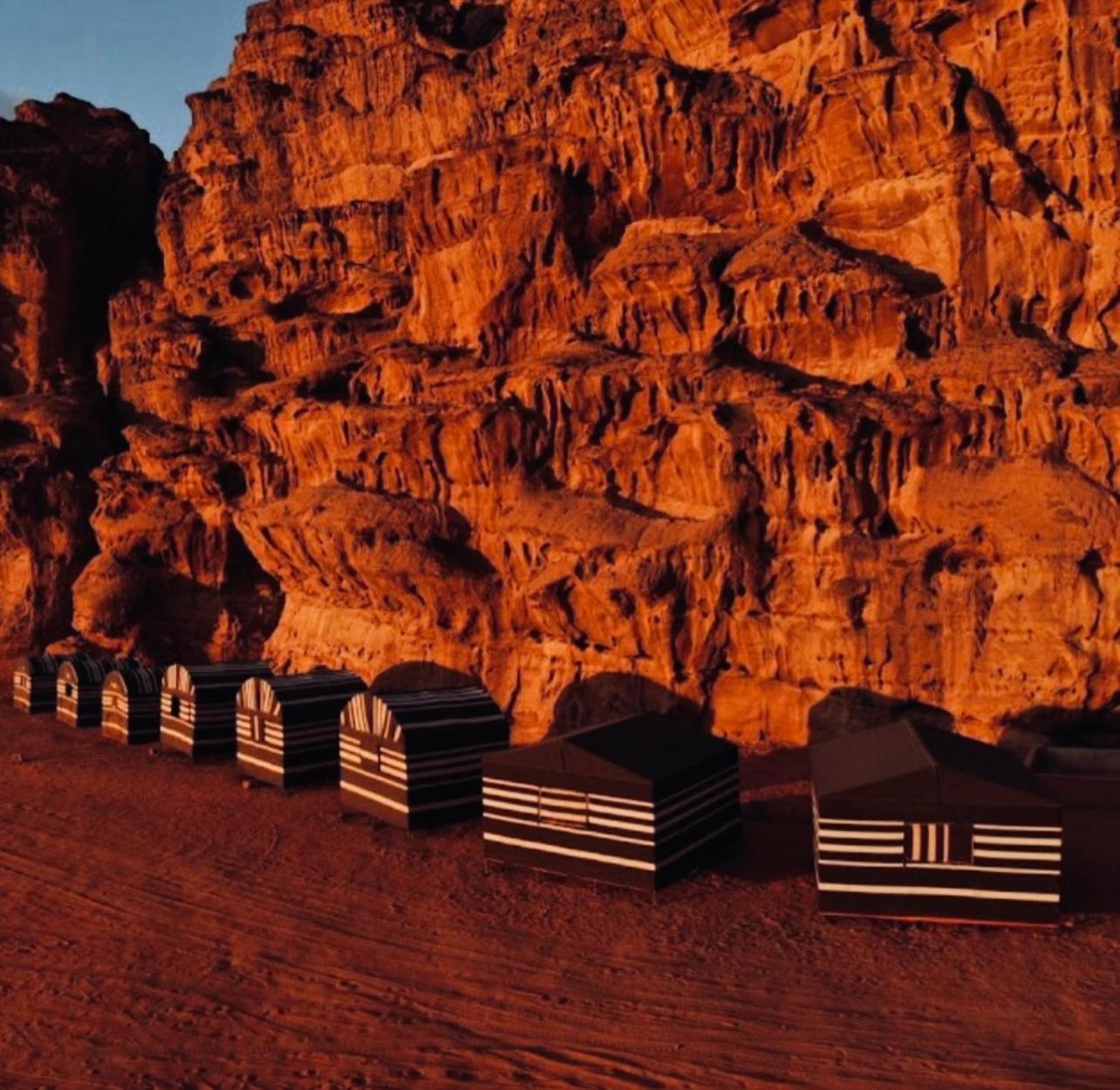 Bedouin Bunch Camp Hotel Wadi Rum Exterior photo